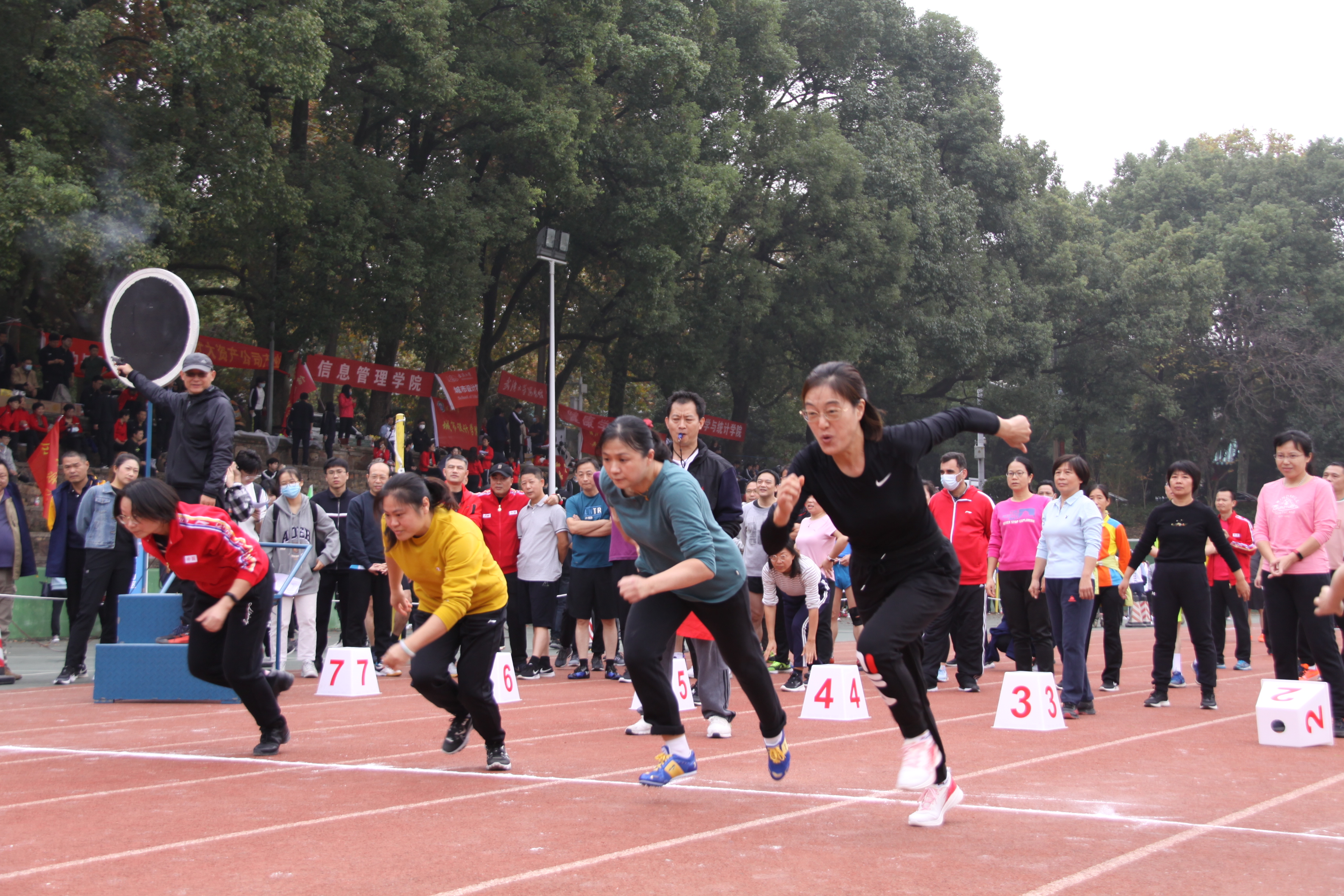 clip_image005.jpg clip_image005.jpg